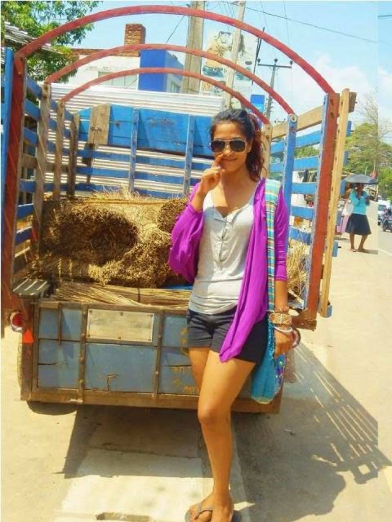 Gaanu Prasadi Hot Legs Gaanu Prasadi Hot Legs