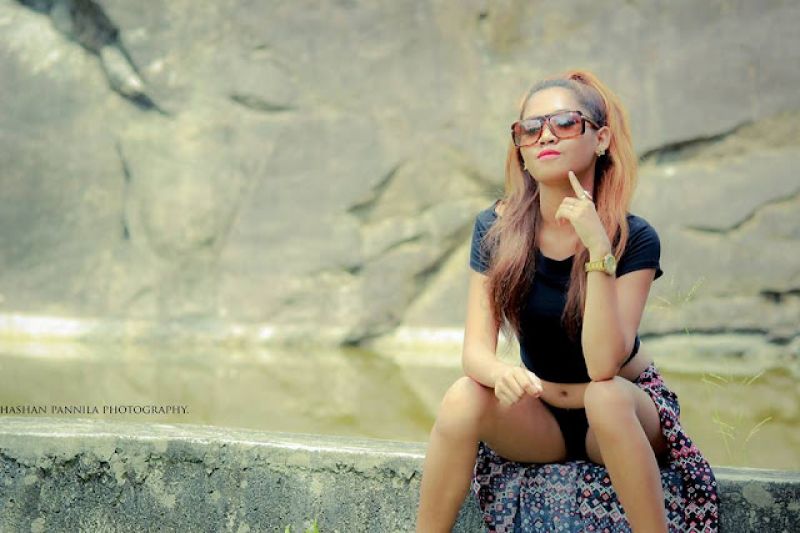 Nona Shifani Hot Pants