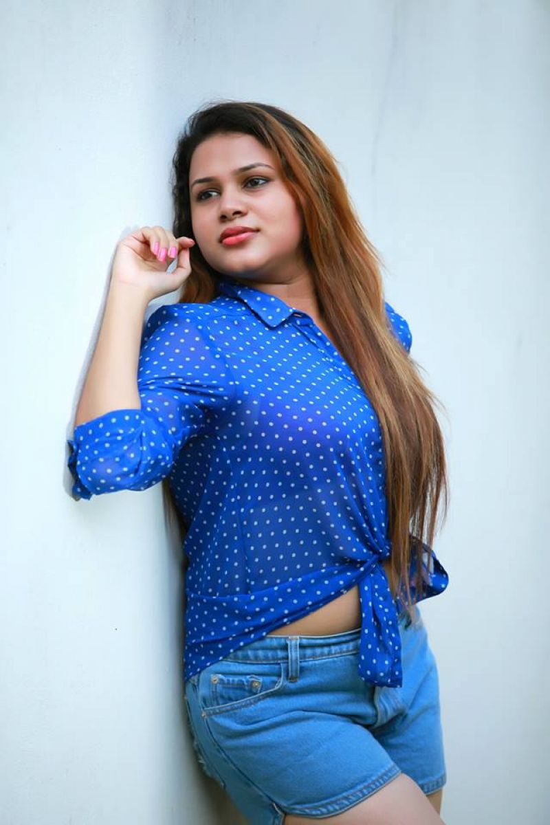 Shani Perera Hot Mix