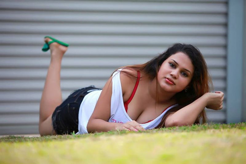 Shani Perera Hot Mix