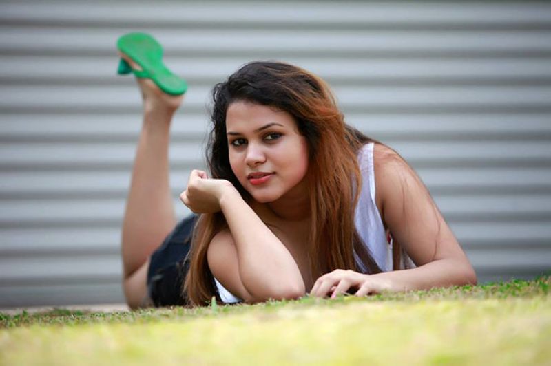 Shani Perera Hot Mix