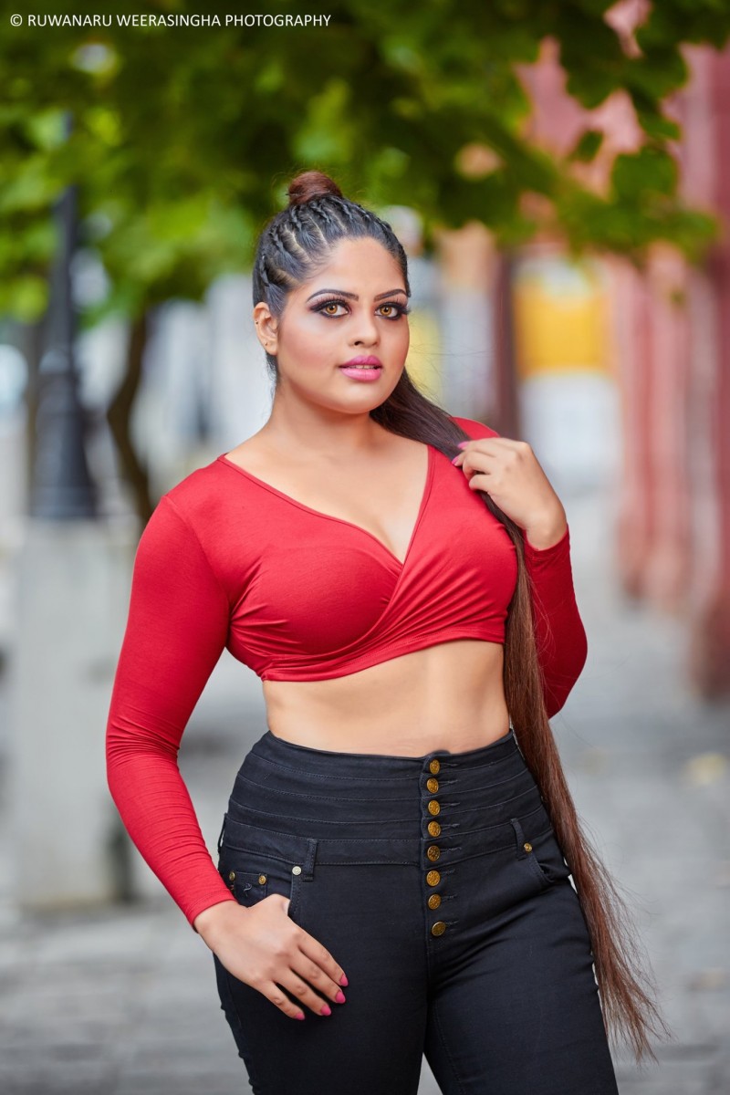 Sashika Ushani Photos Sashika Ushani Photos