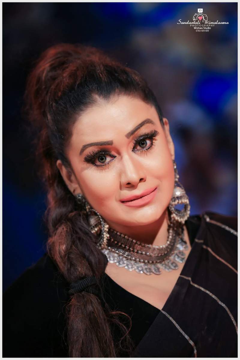 අනුෂා දමයන්තිට එන ඇමතුම් ගැන ඇය කියන සංවේදී කතාව