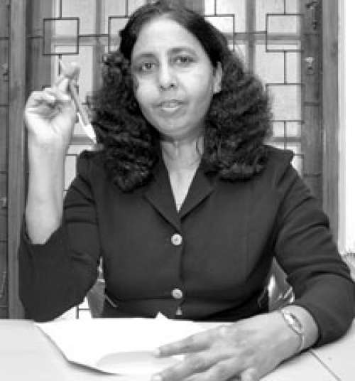 කොළඹ නගරයේ ගණිකාවන්ගේ ලෝකය සොයා ගිය සමජ විද්යාඥවරියකගේ අත්දැකීම්