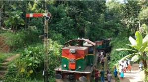 බදුල්ල රාත්‍රී තැපැල් දුම්රිය පීලි පනියි
